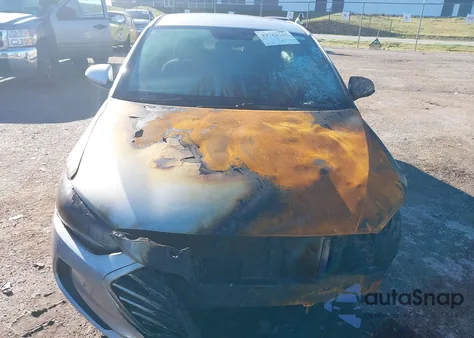 2018 Hyundai Elantra Sel из США, поврежденный, VIN 5NPD84LF7JH369900